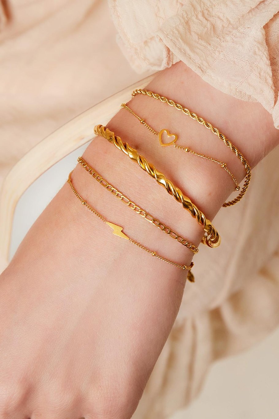 Bracciale multistrato in acciaio inossidabile Gold Stainless Steel Immagine2